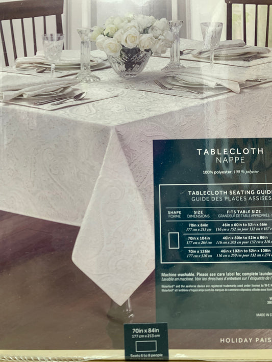 WATERFORD NAPPLE Floral Jacquard Damask (Inspired) | shape Rectangular Tablecloth Size: 70in x 84in. Color: Champagne. Seat 6-8